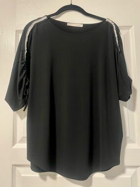 Oui Black Short-Sleeve Top with Silver Shoulder Trim